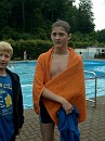 LJT 002 * Leon ging freiwillig ins 17C kalte Wasser!!! * 600 x 800 * (252KB)